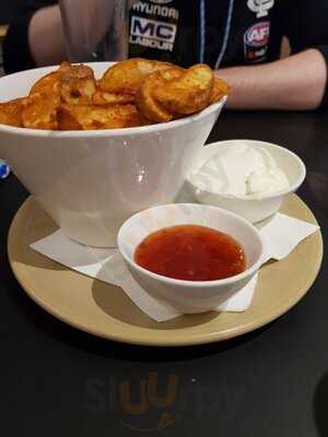 Welcome Stranger Hotel