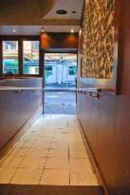 Gloria Jeans Flinders Street Melbourne