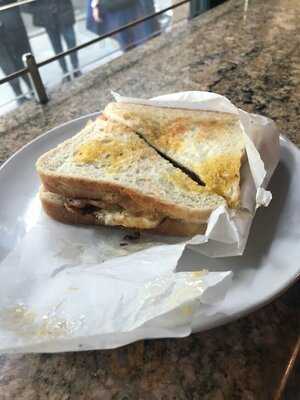 Riverside Deli & Coffee House