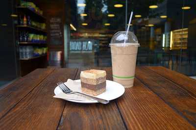 Broad Bean Organic Grocer