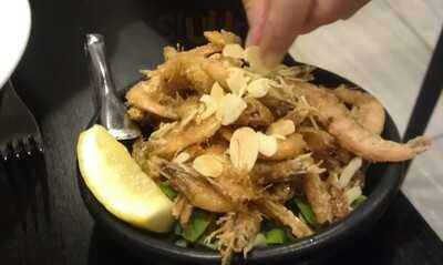 Xanthi Bar And Restaurant