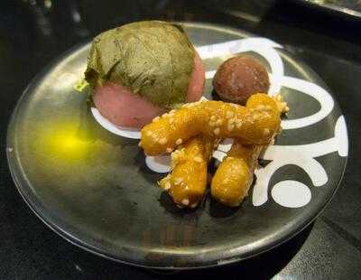 Sushi Hotaru Sake Bar