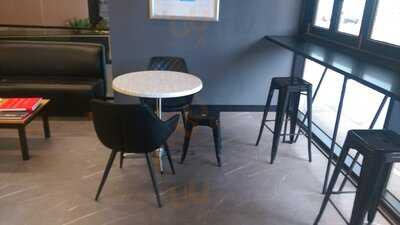 Cafe Crema On Swanston