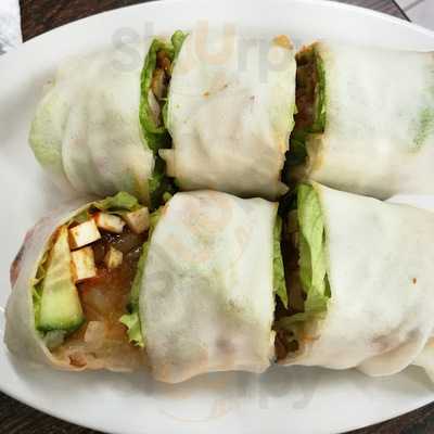 Madam Kwong's Nyonya