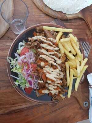 Royal Kebab And Cafe