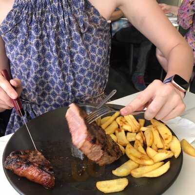 La Camera Restaurant & Bar