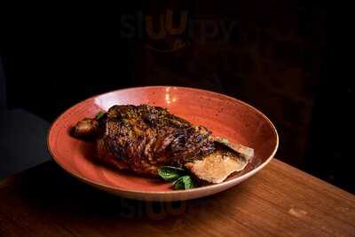 Howard's Cantina And Cocktails