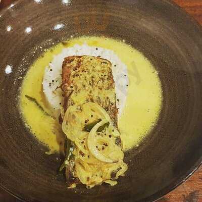 Food Tales Bar And Kitchen