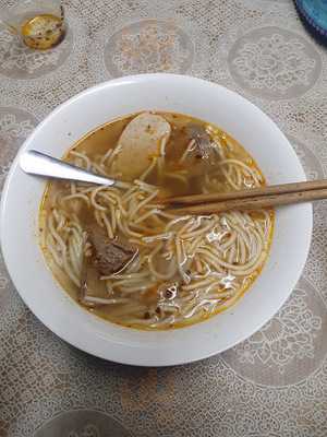 Nhi Nuong 2 Sisters Restaurant