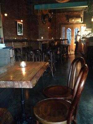 Port Of Call Saloon And Island Grill