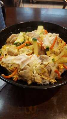 Tako Sushi Japanese Cafe