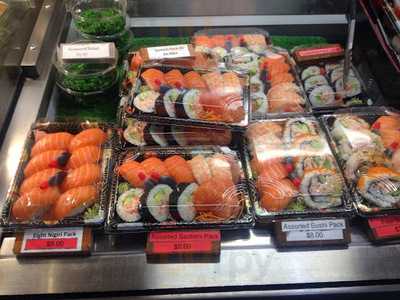 Tako Sushi Japanese Cafe