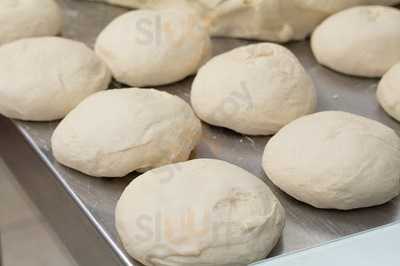 Pizza This Pizza That