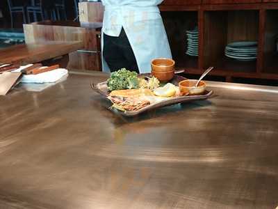 Jj's Bar Level 1 Crown Towers 8 Whiteman Streetand Grill