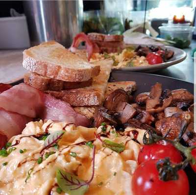 The Container - Dundas Valley