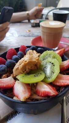 The Container - Dundas Valley