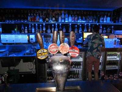 Blue Moon Bar Restaurant Cafe