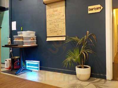 Bamboo Bean And Bamboo Burgers Cafe