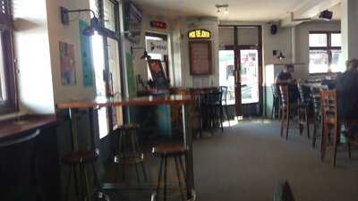 Abbotts Hotel Waterloo