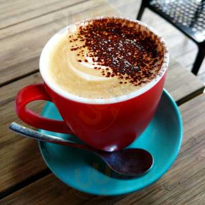 Victoria's Secret Bar And Cafe