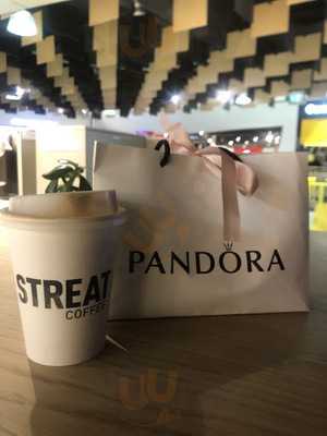 Streat Melbourne Central