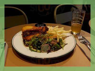 Hightail Bar & Grill