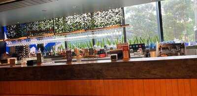 Hightail Bar & Grill