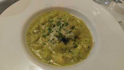 Young Alfred Restaurant