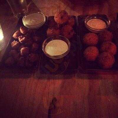 Gloria Swanston's Kitchen