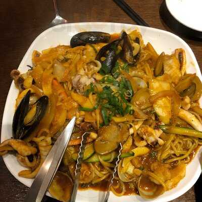 Spice Chopsticks Fusion Chinese Restaurant