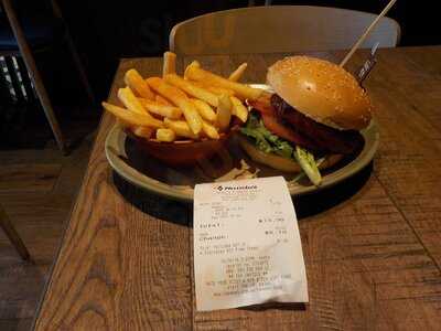 Nando's