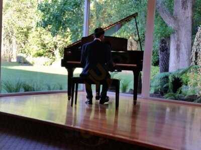 Bram Leigh Receptions