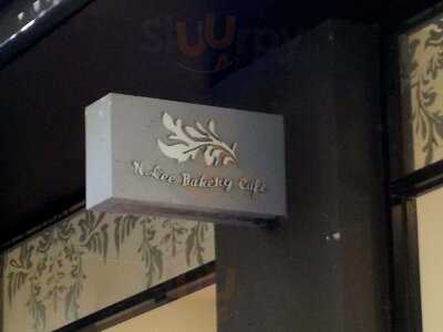 N. Lee Bakery Cafe