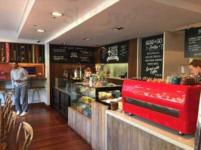 Country Bred On Lonsdale