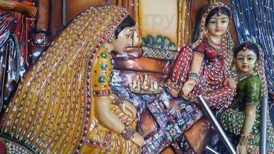 Glassy Junction Cafe Bar Restaurant