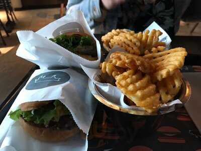 Black Label By Burger Project