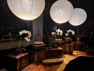 The Wanderer Thai Kitchen And Bar