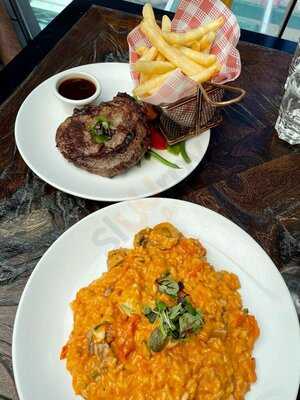 Criniti's Darling Harbour