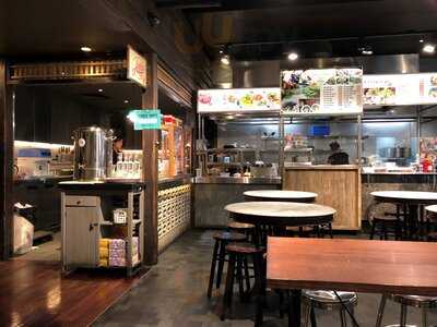 Samosorn Thai Local Food Hall