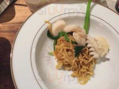 Ling Nan Chinese Restaurant