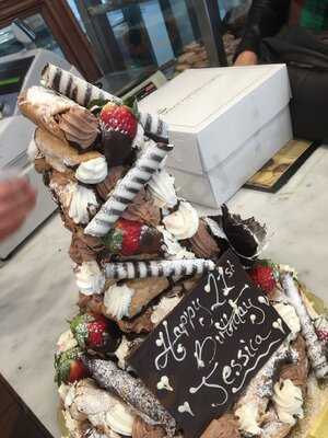 Dolce Fantasia Cakes