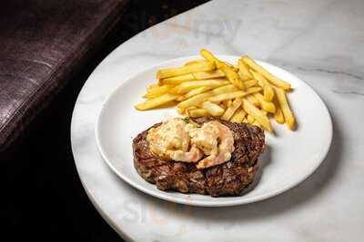 The Clare Castle Hotel