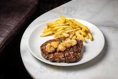 The Clare Castle Hotel