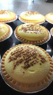 Barry Road Hot Bread & Cake Shop