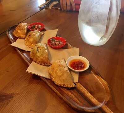 Ola Lola Cafe & Eatery