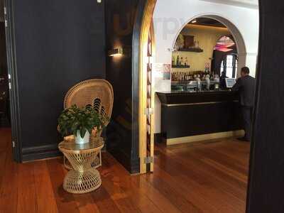 Suriya Thai Lounge Bar