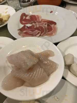 Waterfront Seafood Hotpot