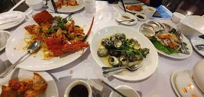 Waterfront Seafood Hotpot