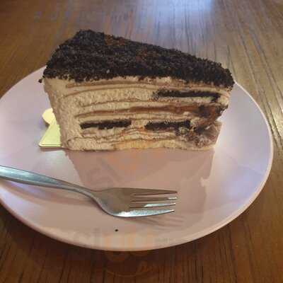 Sweetie & Moustache Dessert Lounge