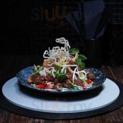 Lanai Restaurant And Bar